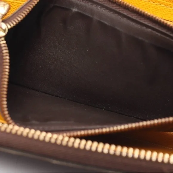 Louis Vuitton Portefeuil Clemence yellow Wallet w/dustbag. - Picture 3 of 11